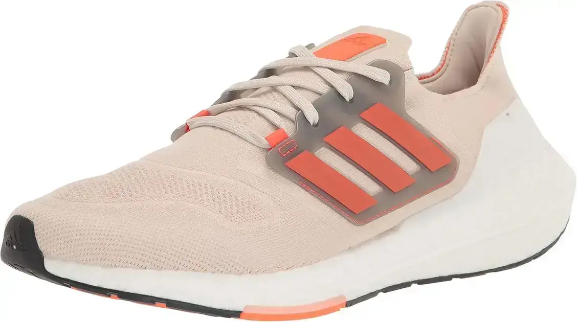 3. Tênis masculino Ultraboost 22 - Adidas